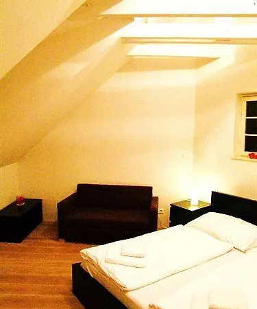 Charles Bridge Apartment Prague