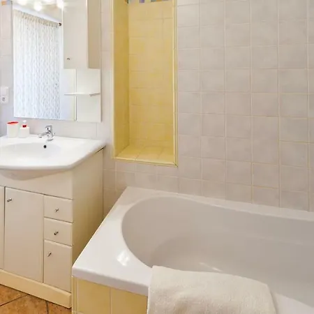 Charles Bridge Apartment Prague