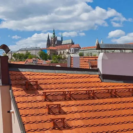 Charles Bridge Apartment Prague
